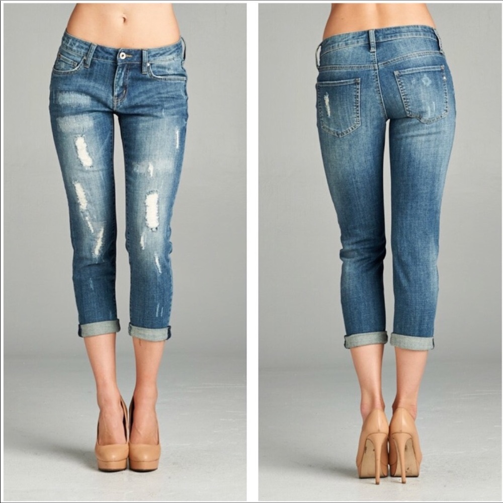 Distressed Skinny Boyfriend Jeans